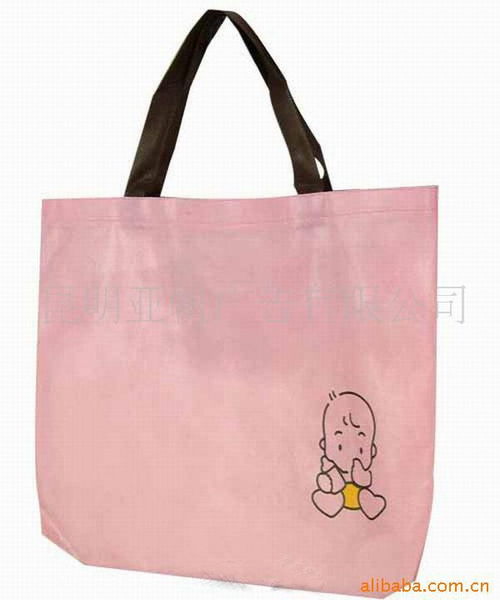 云南昆明印刷廠 專業(yè)打造高品質(zhì)紙類印刷產(chǎn)品，從手提袋到禮品盒的全方位服務